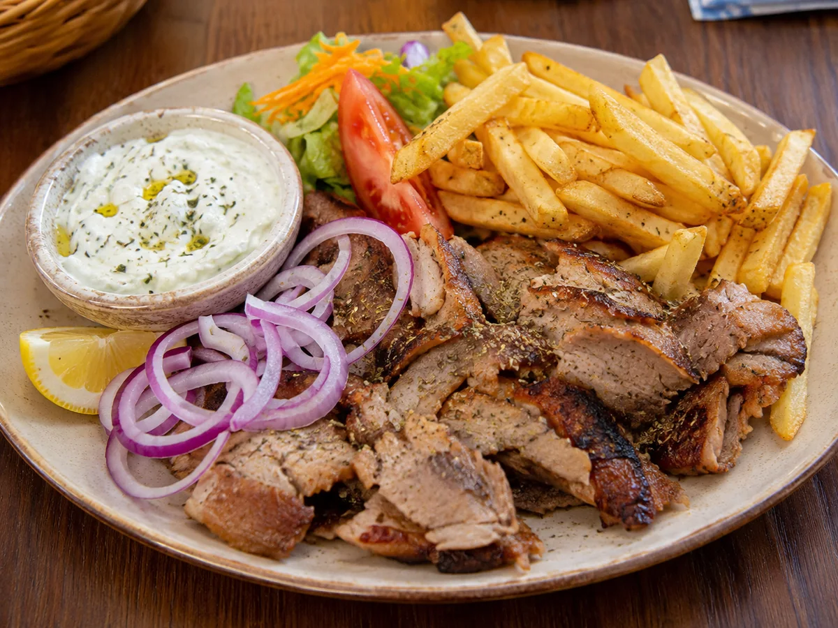 Gyros mit Tsatsiki bei Akropolis